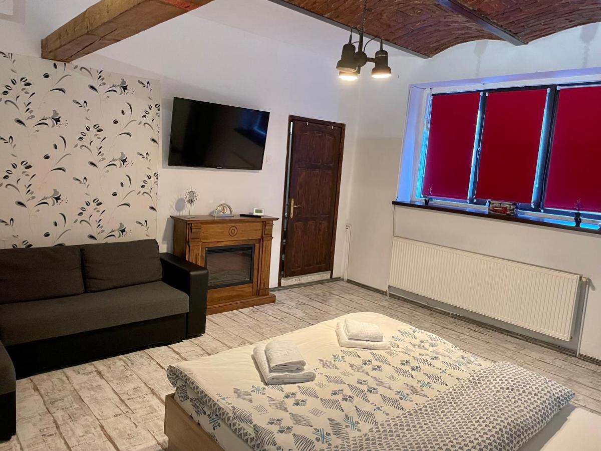 Tampa Residence 브라쇼브 외부 사진