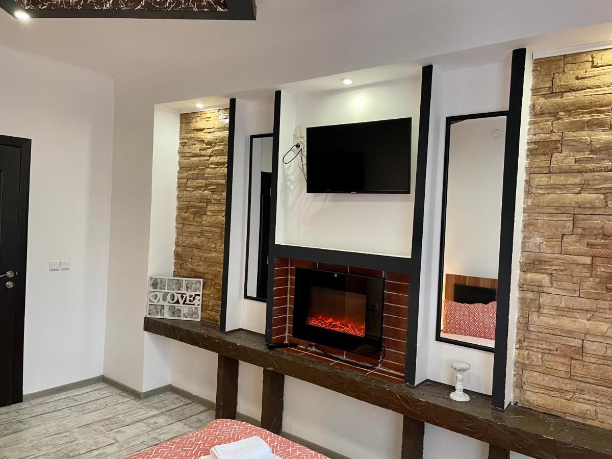 Tampa Residence 브라쇼브 외부 사진