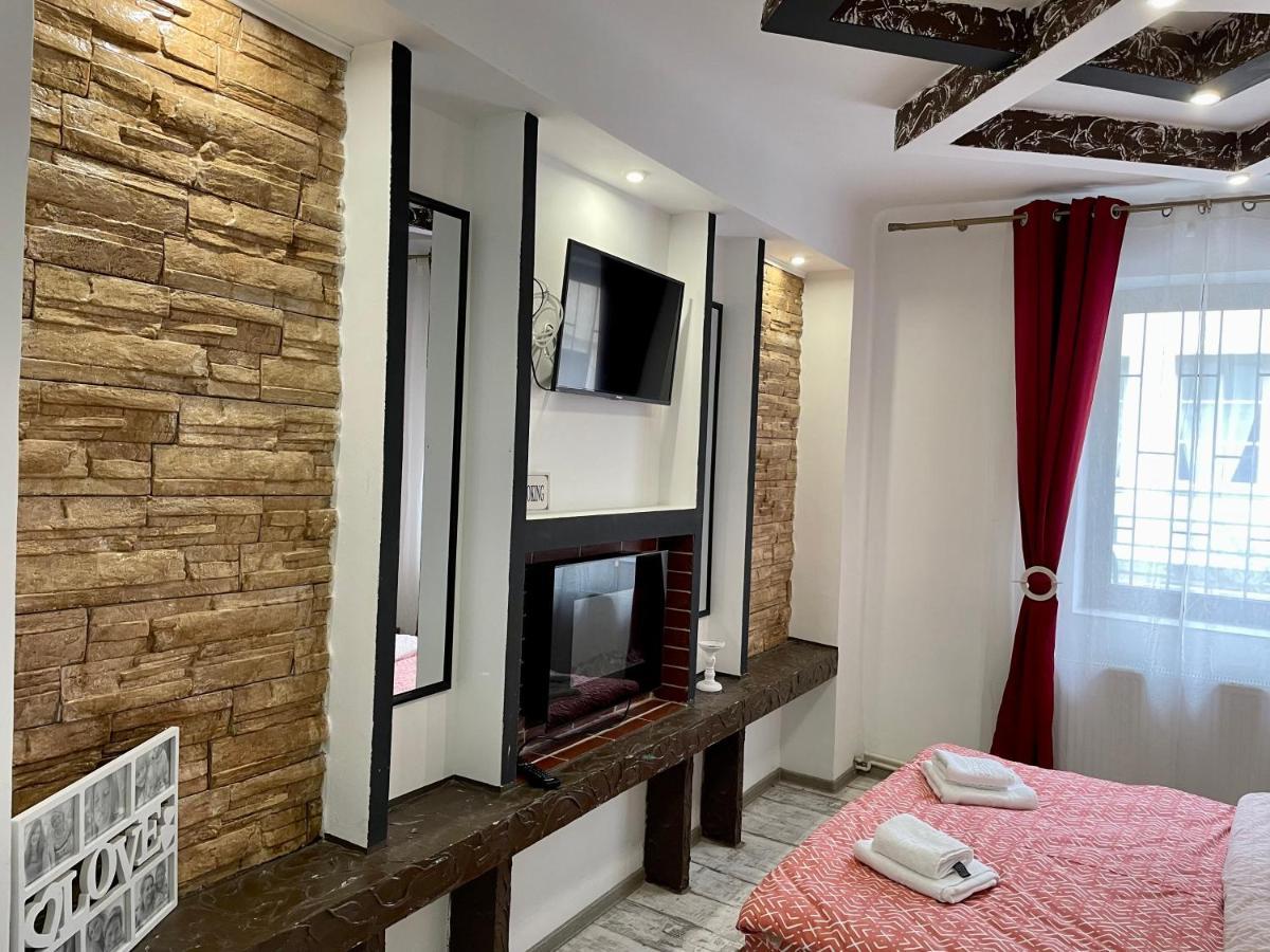 Tampa Residence 브라쇼브 외부 사진