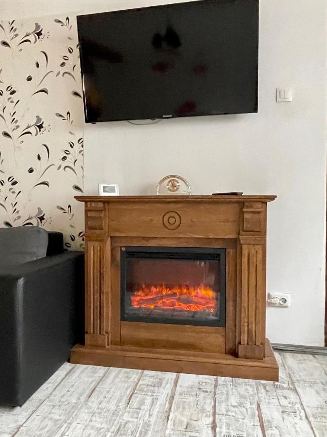 Tampa Residence 브라쇼브 외부 사진