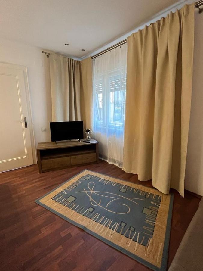 Tampa Residence 브라쇼브 외부 사진